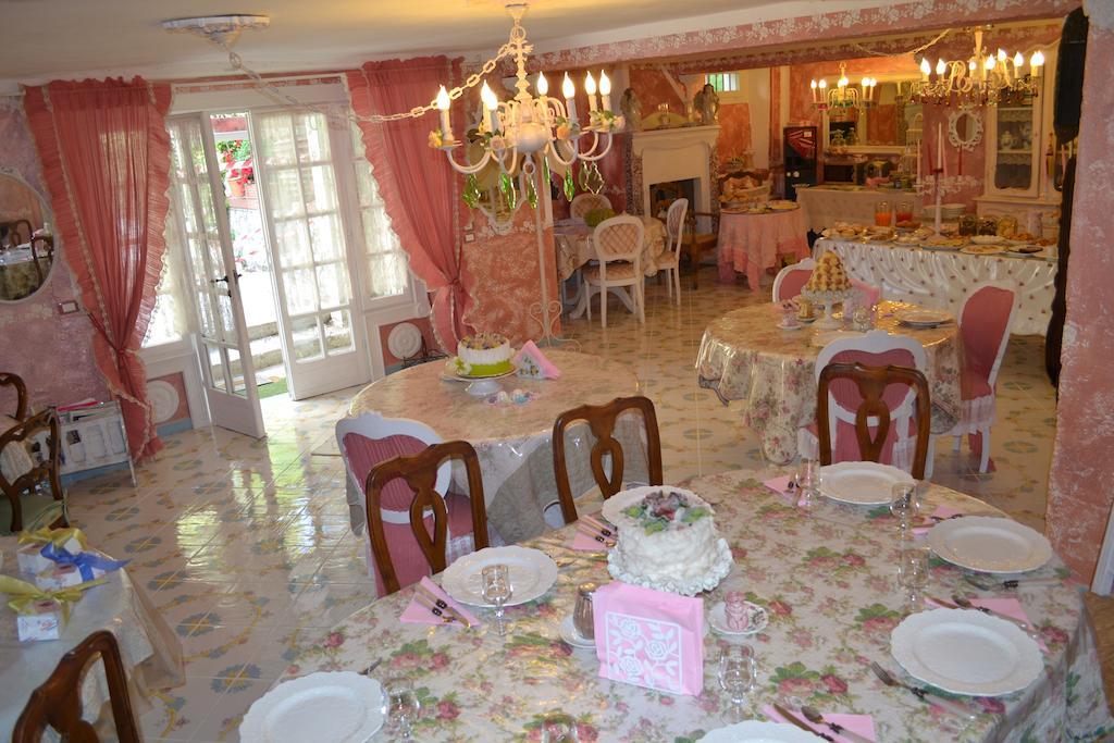 La Maison Delle Favole Desenzano del Garda Bagian luar foto