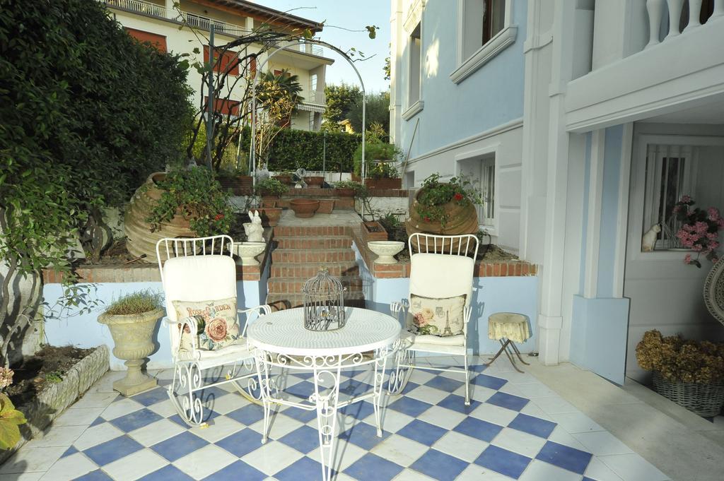 La Maison Delle Favole Desenzano del Garda Bagian luar foto