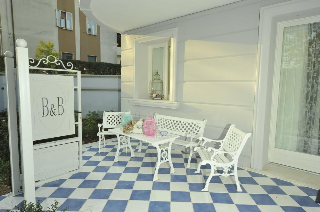 La Maison Delle Favole Desenzano del Garda Bagian luar foto