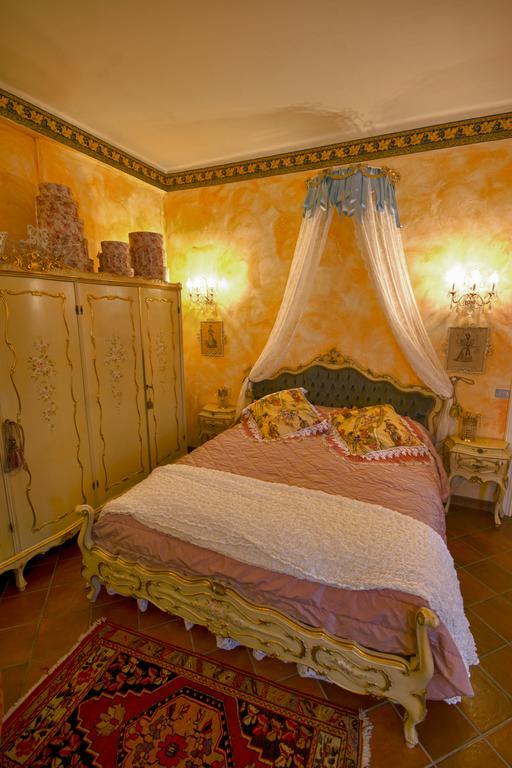 La Maison Delle Favole Desenzano del Garda Bagian luar foto