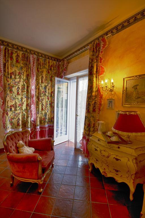La Maison Delle Favole Desenzano del Garda Bagian luar foto